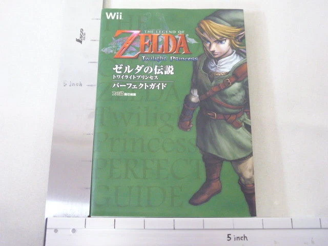LEGEND OF ZELDA Twilight Princess Guide Book Wii Japan EB09 - Image 1 of 1