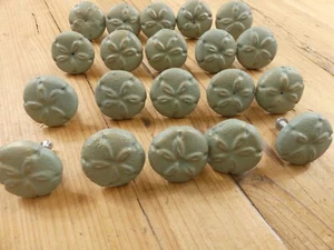 20 SANDDOLLAR SAND DOLLAR DRAWER PULLS * CHIPPED PAINT* CABINET KNOB CAST IRON - Picture 1 of 11