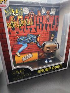Funko Pop! 💥 Snoop Dogg 💥 Vinyl Figure #38 (Album Cover and Case)