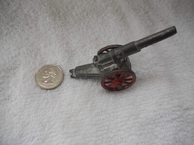 VINTAGE BARCLAY MANOIL HOLLOW CAST CANNON FIELD ARTILLERY W/RED METAL WHEELS - Image 1 of 4