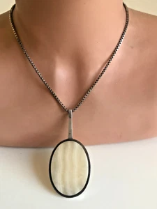 Vintage Kette mit Anhänger. Weißer Achat. Silber 925. Kettenlänge - 70 cm. - Bild 1 von 6