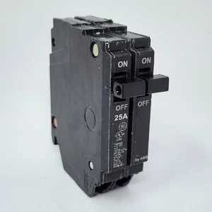 Interruptor de circuito de doble polo GE 25A Q-Line THQP225 - Imagen 1 de 7