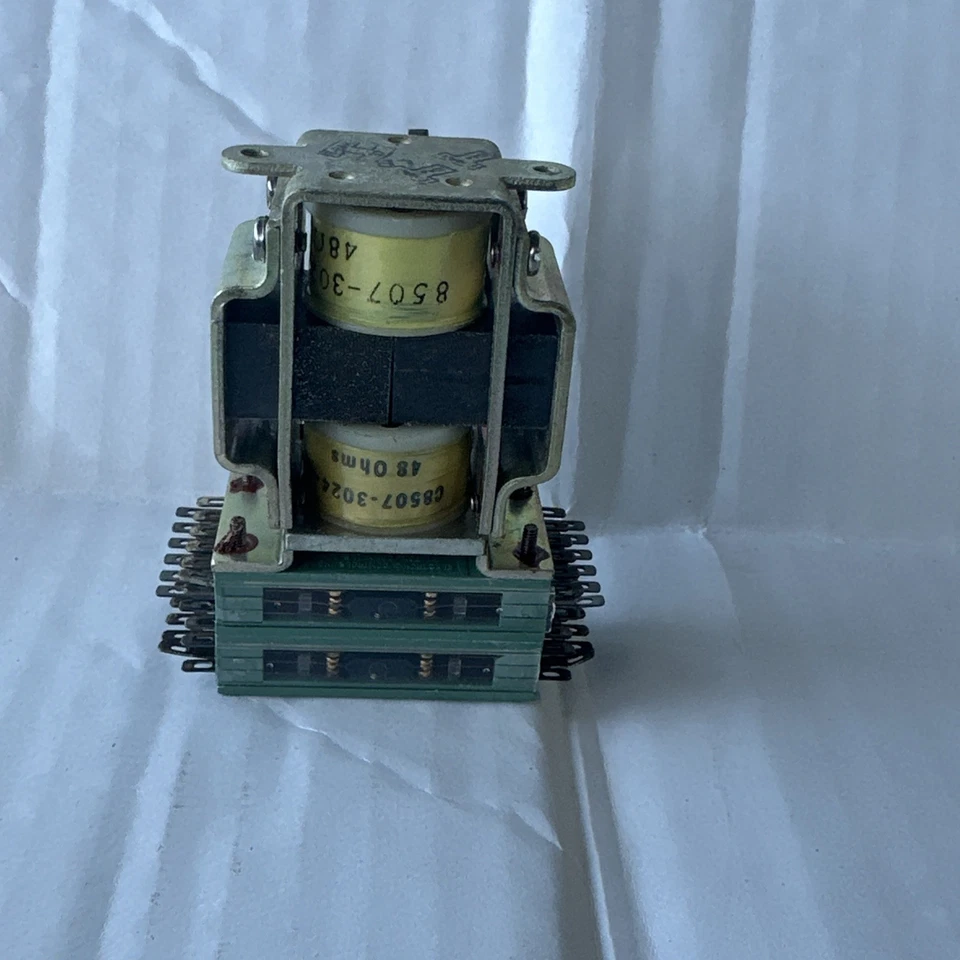 T-Bar Switch Relay C8507-3024-3 Coil,  48 Ohms. 807-24C-2A (untested) - Image 1 of 4