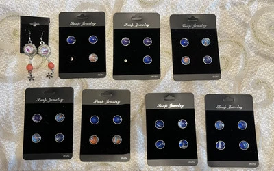 26 MINI Snap Buttons Colorful Acrylic For Snap Jewelry PLUS One Pair Of Earrings - Image 1 of 2