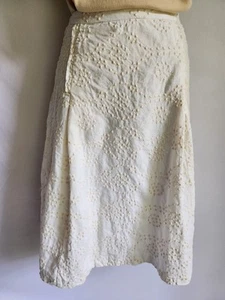 HARVE BERNARD SIZE 8 (M) EMBRIORED VINTAGE TAN & WHITE  PLEATED ZIP  SKIRT - Picture 1 of 7