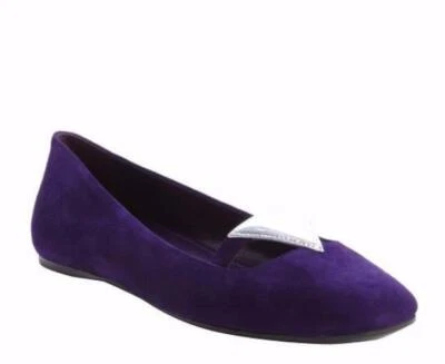 全新普拉达紫色麂皮绒三角布贴芭蕾平底鞋 - MSRP $540.00 — 第 1/4 张图片