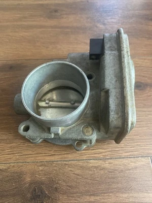 2011-2014 CHRYSLER 200 THROTTLE BODY ASSEMBLY OEM, 5429090 TESTED - Imagem 1 de 4