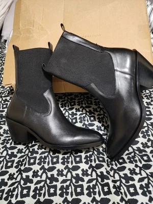HERMOSA Bota Western Anthropologie 6.5 ¡NUEVA con caja! ¡Muy elegante! Foto 1 de 3