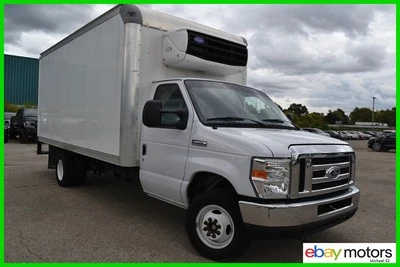 2022 Ford Econoline E-450 Carrier-Cooler Box 7.3L/V8/Dually/Camera/AUX/USB - Image 1 of 4