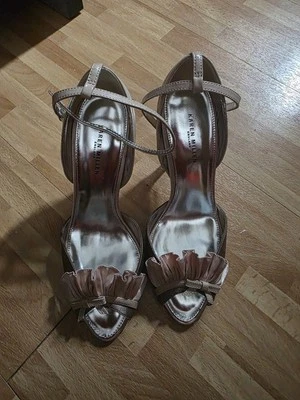 Tacones para mujer Karen Millen talla 3 Reino Unido en muy buena condición Foto 1 de 4