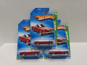 3 2009 Hot Wheels Treasure Hunt Ford Mustangs - Bild 1 von 11