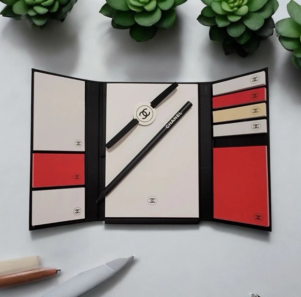 CHANEL BEAUTE Notepad / Sticky Notes w/ Pencil Stationary Office Desk GWP NWOB - Image 1 of 4