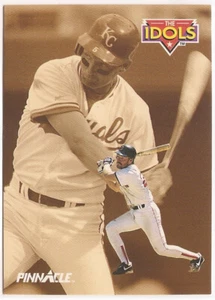 1992 Pinnacle #282 The Idols - Wade Boggs Red Sox & George Brett K.C. Royals - Picture 1 of 2