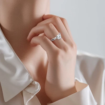 950 Platinum Wedding Ring 1 Carat Round Cut IGI Lab Created Diamond E F  VS - Image 1 of 4