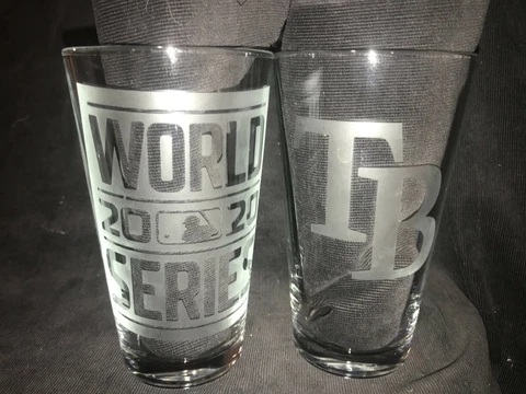 2020 WORLD SERIES CONTENDER ALCS TAMPA BAY RAYS 2 ETCHED PINT GLASSES NEW Cover