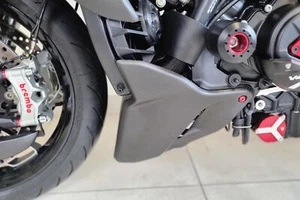 Ducati Diavel V4 2023 CNC Racing Fibra de Carbono Belly Pan Nuevo - Imagen 1 de 5