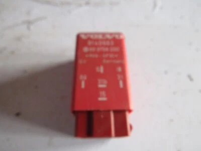 94 VOLVO 960 Wiper  Relay - Imagen 1 de 4