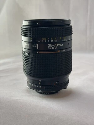 Nikon Zoom Wide Angle-Telephoto AF Zoom Nikkor 35-70mm f/2.8D AF Lens - Image 1 of 4