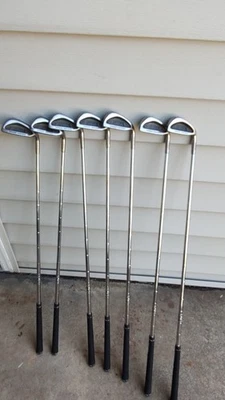 Lady Laser Golf 3, 4,5,6,7,9, PW acero dorado Ram diestro Foto 1 de 4