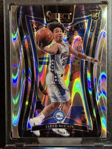 2024-25 PANINI SELECT #393 ENTRESUELO SILVER RAY WAVE PRIZM JARED McCAIN (RC, SP) - Imagen 1 de 2