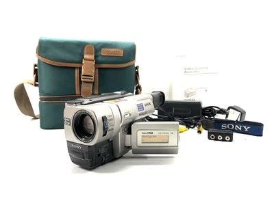Sony CCD-TRV48E Video8 Hi8 Tape Digital Video Camera HANDYCAM Complete Set - Image 1 of 4