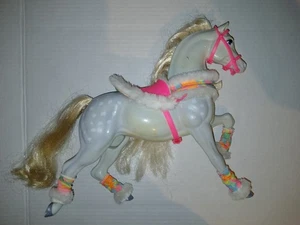 BARBIE SKI FUN SNOWDANCE BLIZZARD HORSE MATTEL VINTAGE 1991 LOOSE - Bild 1 von 2
