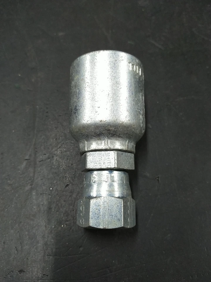 Montaje de prensado hidráulico Parker 10643-6-6 manguera de 3/8" a hembra 3/8" JIC-06 Foto 1 de 1