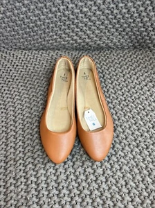 NEW Time And Tru Brown Faux Leather Comfort Ballet Flats Women Size 6 Almond Toe - Picture 1 of 12