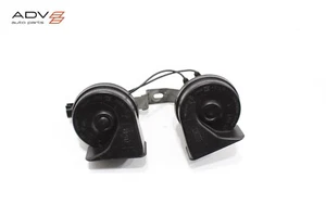 2015-2020 CADILLAC ESCALADE LOW & HIGH DUAL TONE NOTE HORN SIGNAL & BRACKET OEM - Picture 1 of 11