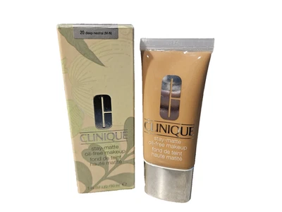 Clinique Stay-Matte Oil-Free Makeup 20 Deep Neutral New/Sealed - Image 1 of 3
