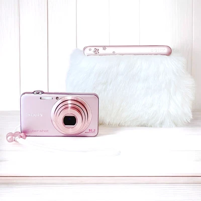 Rare! [Top Mint w/ Box] SONY Cyber-shot DSC-WX50 Pink Digital Camera and Pouch - Image 1 of 4