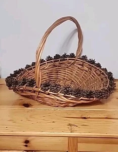 PRIMITIVE Vintage WOVEN Pinecone Edge EGG Gathering BASKET Handle Wicker Harvest - Picture 1 of 20