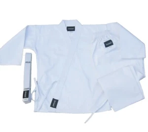 KARATE, KAMPFSPORT UNIFORM/GI WHITE COLOR, MIT GÜRTEL WEISSER FARBFADEN(R) - Bild 1 von 3
