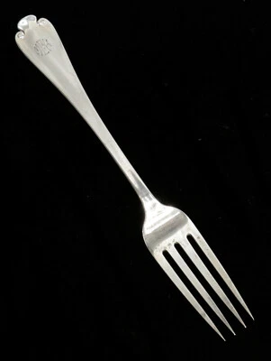 Tenedor de almuerzo TIFFANY & CO PLATA ESTERLINA FLAMENCA 7" Foto 1 de 4