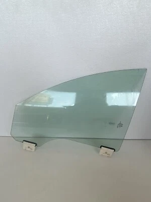 Lincoln MKZ 2013-2020 lado del conductor puerta delantera izquierda ventana vidrio laminado Foto 1 de 2