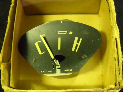 STUDEBAKER TEMPERATURE GAUGE # 526739 1950 1951 1952 COMMANDER   - Image 1 of 2