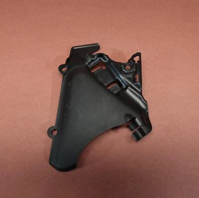 Panel de cubierta de relleno trasero izquierdo Triumph Bonneville T100 2017-2020 2302776 Foto 1 de 4