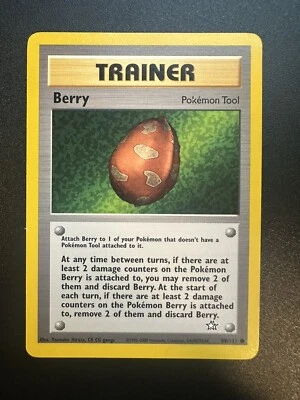 Berry Non-Holographic Common Trainer-Tool 99/111 Pokémon TCG  Neo Genesis LP - Image 1 of 2