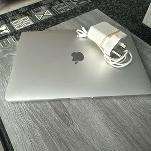 Apple MacBook Pro 2017 13" A1708 Intel i5 @2.3GHz 8GB RAM 256GB SSD Ventura - Picture 1 of 23