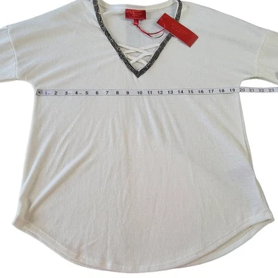 Jennifer Lopez Cream Shirt NEW $44 Stretch Long Sleeves Strappy V-Neck Women's M - Image 1 of 4