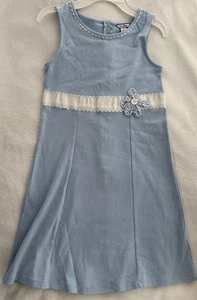 Hartstrings hellblau ärmelloses Kleid Mädchen Größe 12 gebraucht, in einwandfreiem Zustand weiß Jakobsmuschel-Detail - Bild 1 von 6