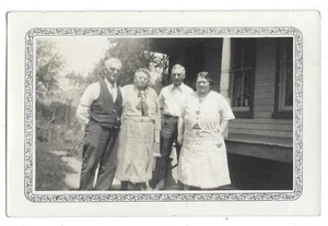 Vintage Vernacular Snapshot George Carr and Anson Card with Wives - Picture 1 of 2