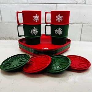 TUPPERWARE Vintage Weihnachten Snack Sets Feiertag Tassen Teller Untersetzer - 4er Set - Bild 1 von 11