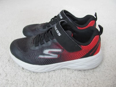 Zapatos deportivos Skechers para niños de color negro y rojo para jóvenes talla 11 Foto 1 de 4