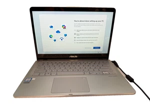 ASUS Q405U-i5-8250U@1.60GHz 8GB DDR4 RAM 500GB SSD W11H UHD 620 GFx (654) - Imagen 1 de 9