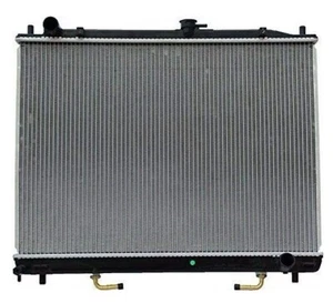 MITSUBISHI PAJERO SHOGUN 3.0 3.5 3.8 PETROL RADIATOR AUTOMATIC / MANUAL 1999-on - Picture 1 of 1