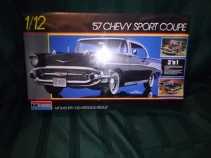 Chevy Sport '57 cupé monograma grande 3 en 1 kit modelo vintage nuevo en caja escala 1:12 WP8 - Imagen 1 de 5