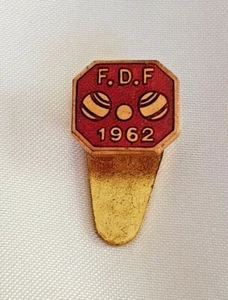 F D F 1962 ~ Issue 35133 ~ Francis Drake Fellowship ~ Bowling ~ Enamel Badge - Picture 1 of 8