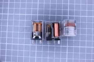 Relé Nr604 relé de peine V23154-C0726-C104 48 V 2 cambiador 150V 2Amp. 1 unidad - Imagen 1 de 1