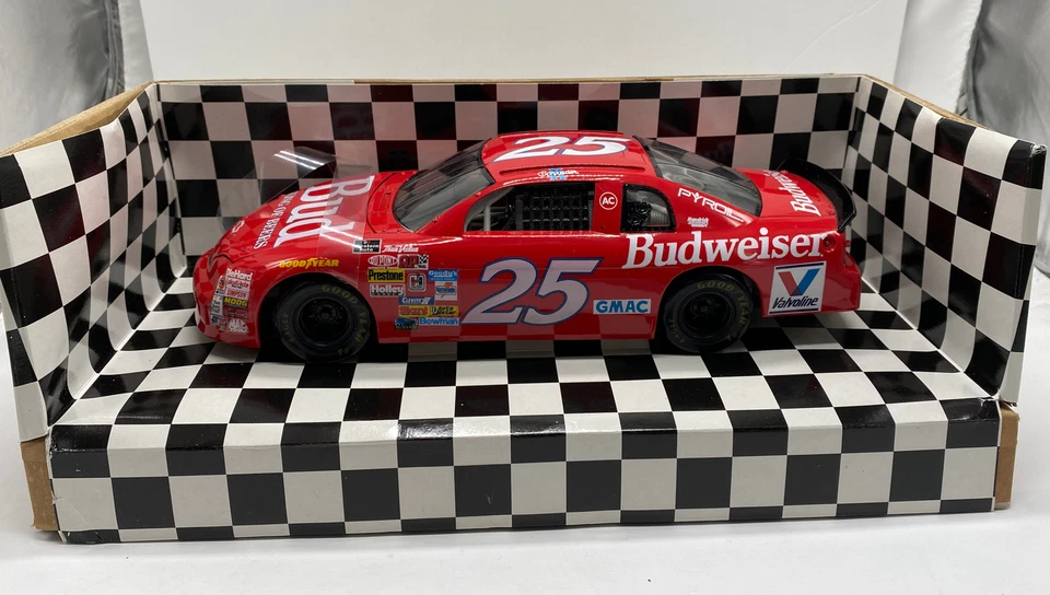 Ertl Nascar Ken Schrader 25 Bud Monte Carlo 1/18 Diecast Car American Muscle - Image 1 of 4